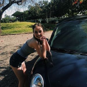 Meet your Posher, Emma